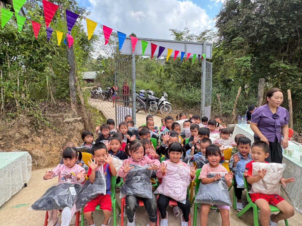 z7240666251809 8198598a761640df02464719c8b58d37